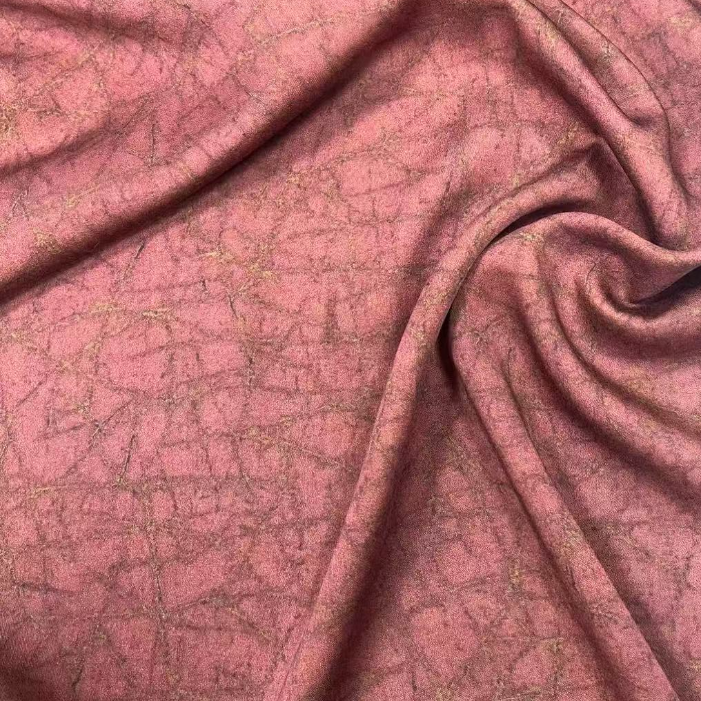 【绒兰】不透底有糯感！染底贡缎香云纱工艺布料 52号 枝干裂纹-暗红