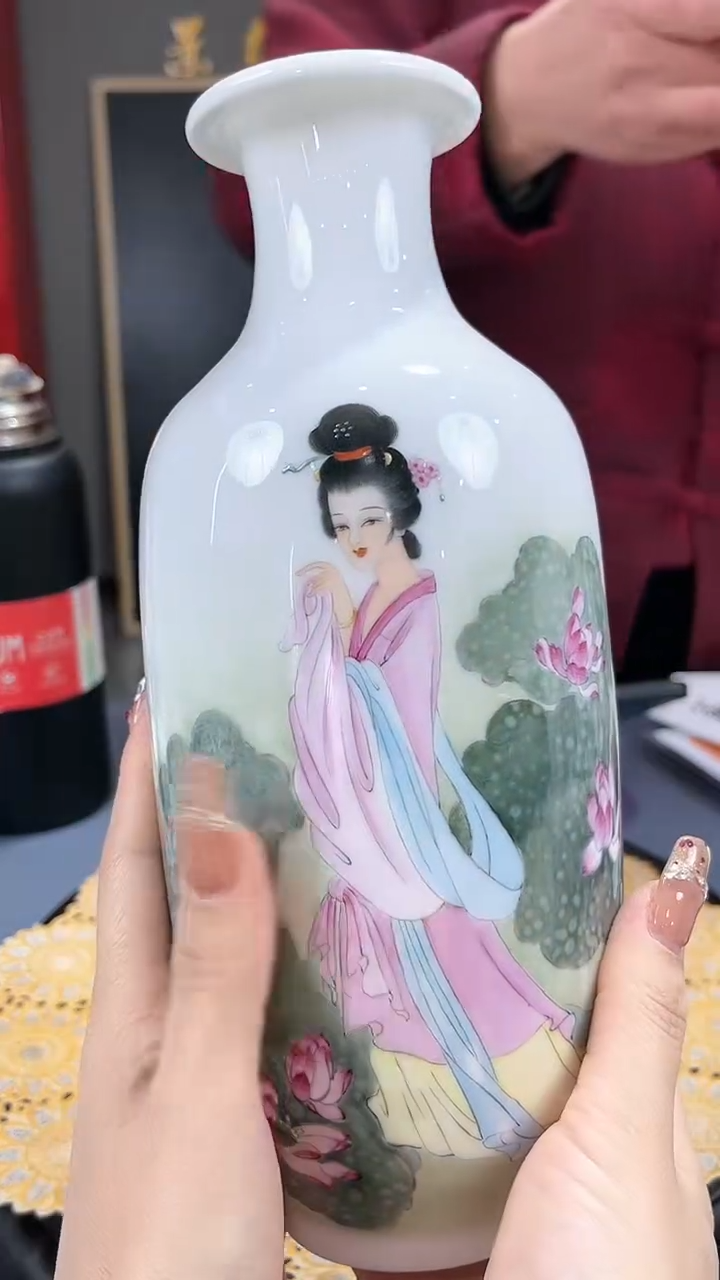 【闪购商品】官窑瓷画院765官窑瓷画院仕女赏瓶