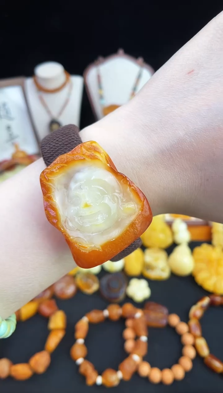 琥珀未镶嵌珠宝奇石柒月