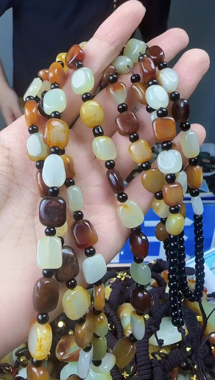 和田玉未镶嵌颈饰多样性发货拍一单发一个