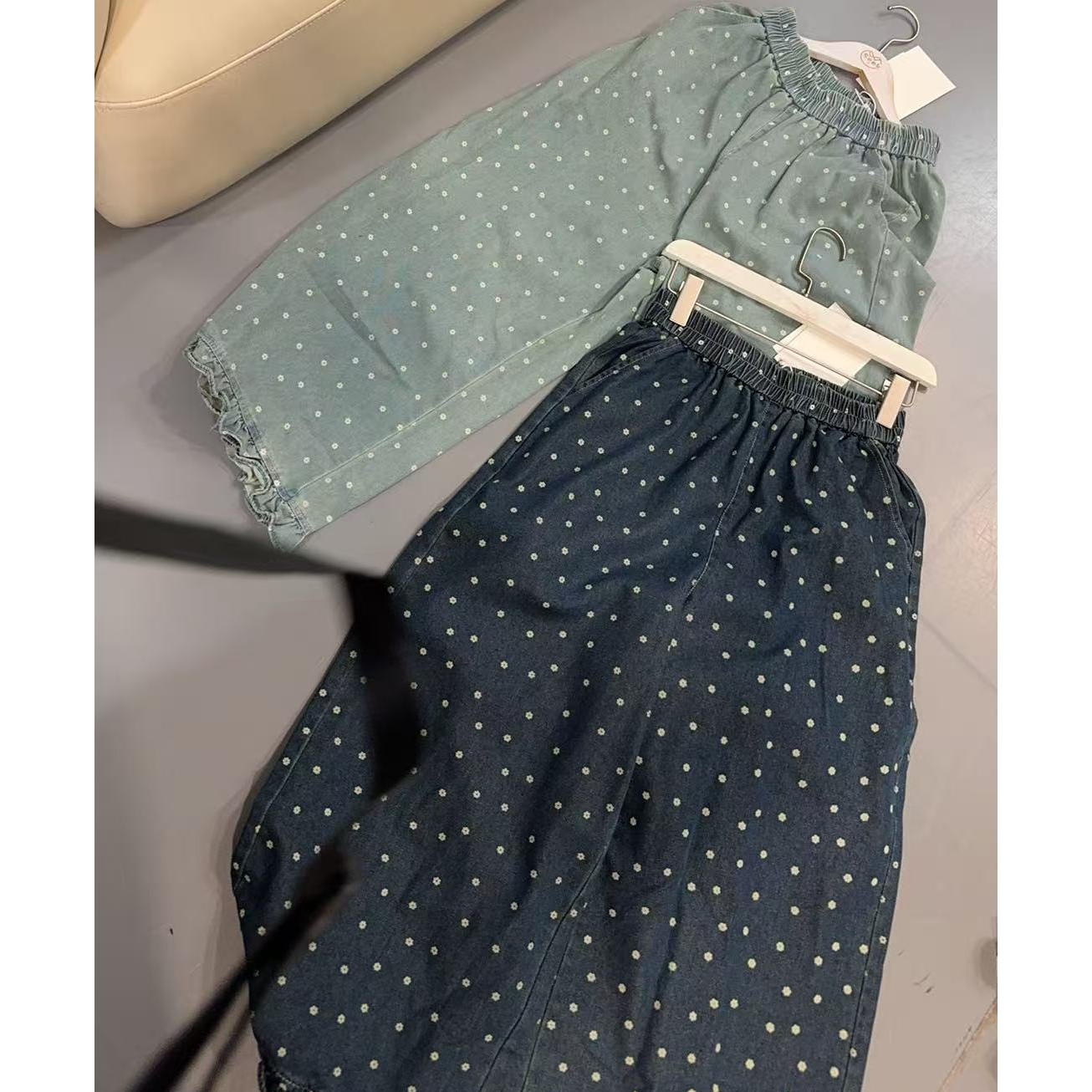 【文乐乐】夏季新款洋气个性花边裤脚时尚休闲潮流波点牛仔裤25815