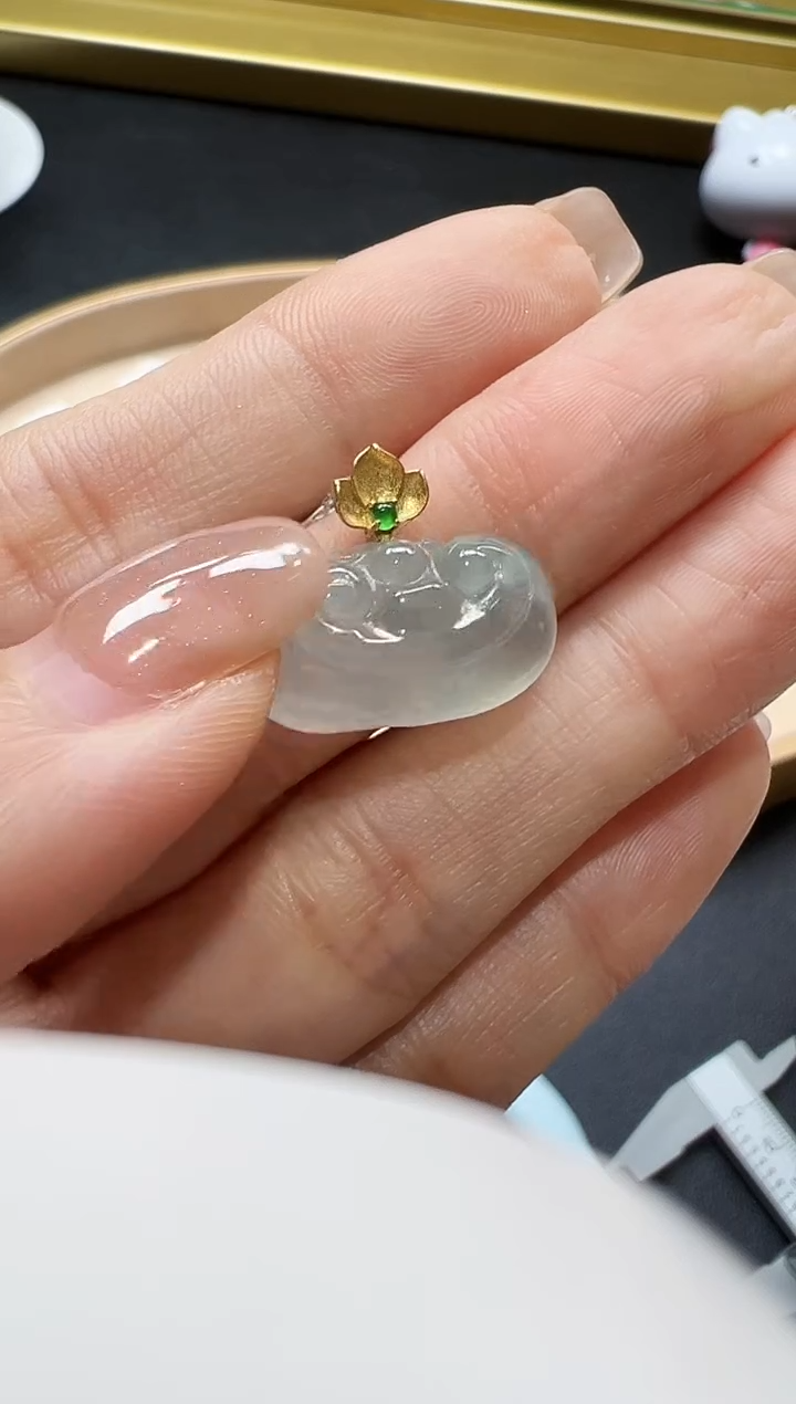 翡翠18K金镶嵌颈饰LCC0806-16