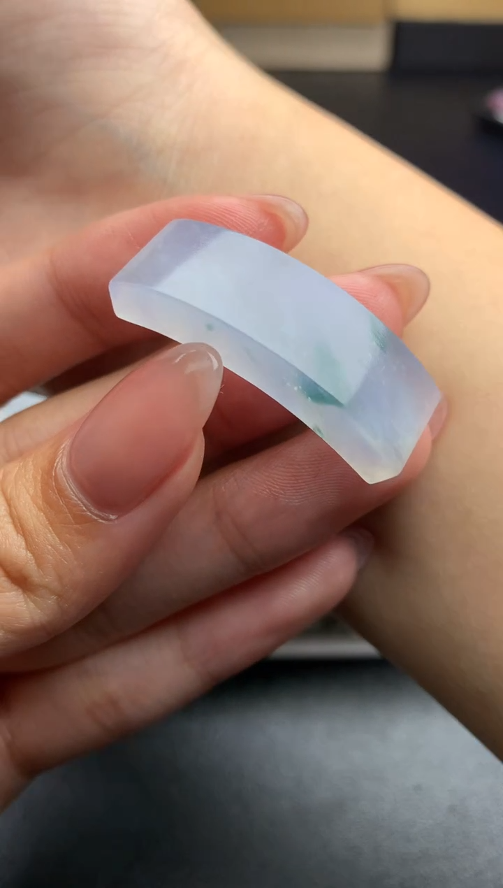 【闪购商品】定制翡翠未镶嵌毛货