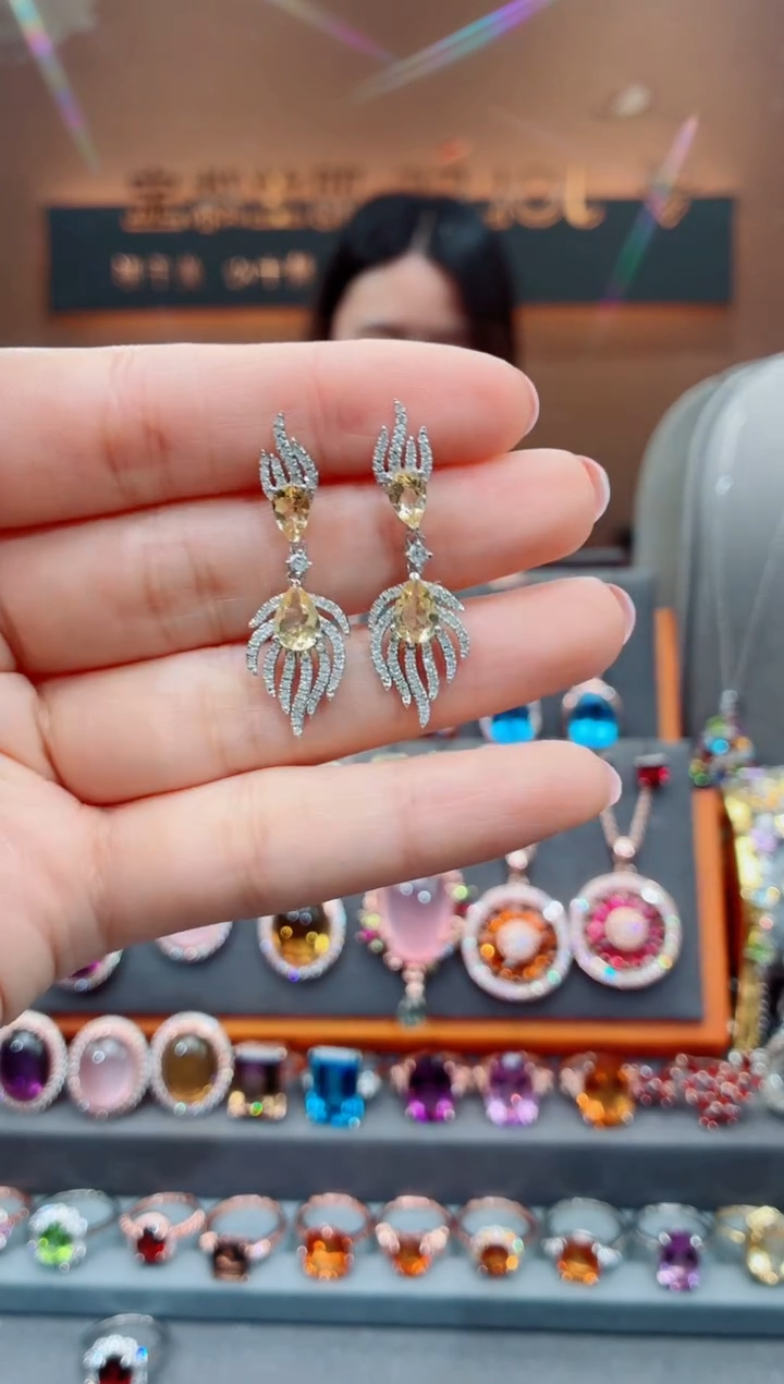 银S925镶嵌耳饰水晶水晶耳饰