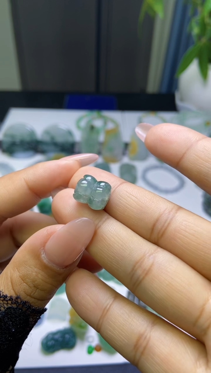 【闪购商品】定制翡翠未镶嵌莲花