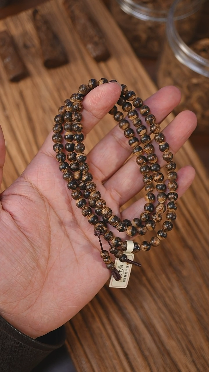 沉香手串沉水级达拉干黑棋0.66-17.6克xx1202