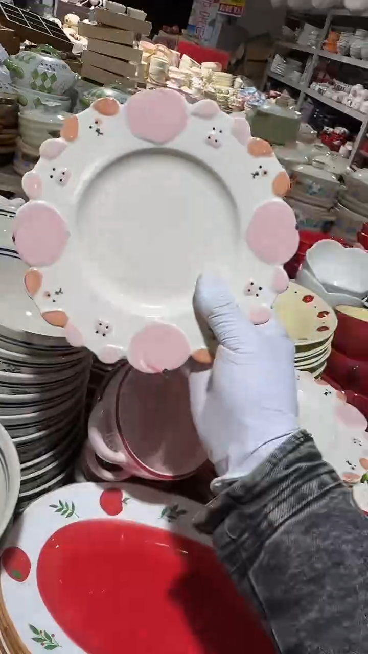 陶瓷桃子盘微瑕 凑满20元包邮