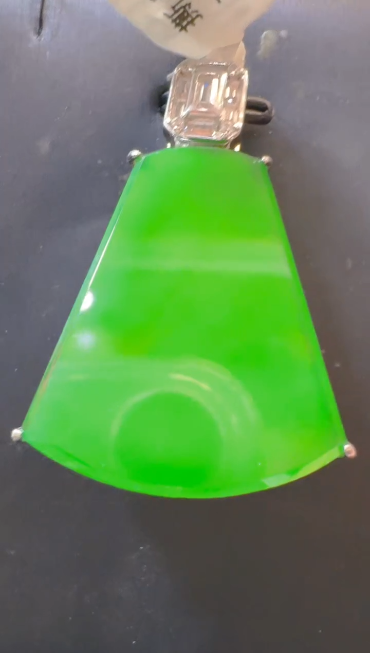 吊坠(赠链)银S925镶嵌翡翠天然A货翡翠