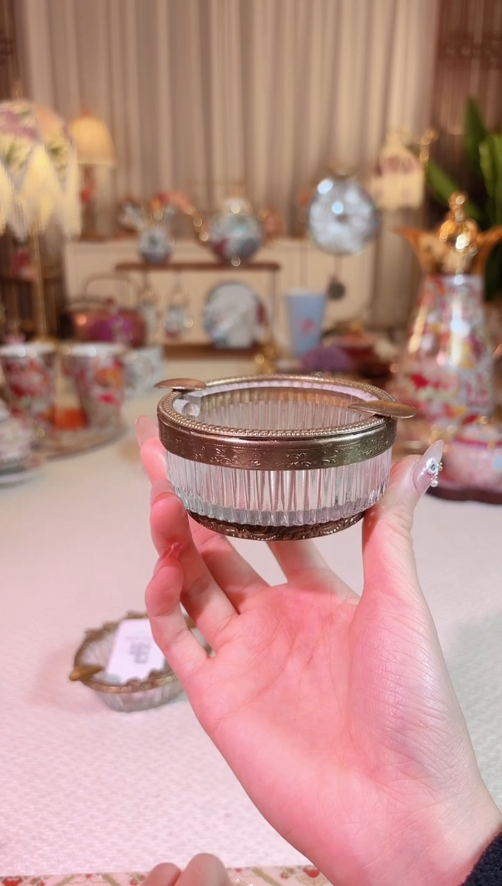 【闪购商品】瓷烟灰缸-圆