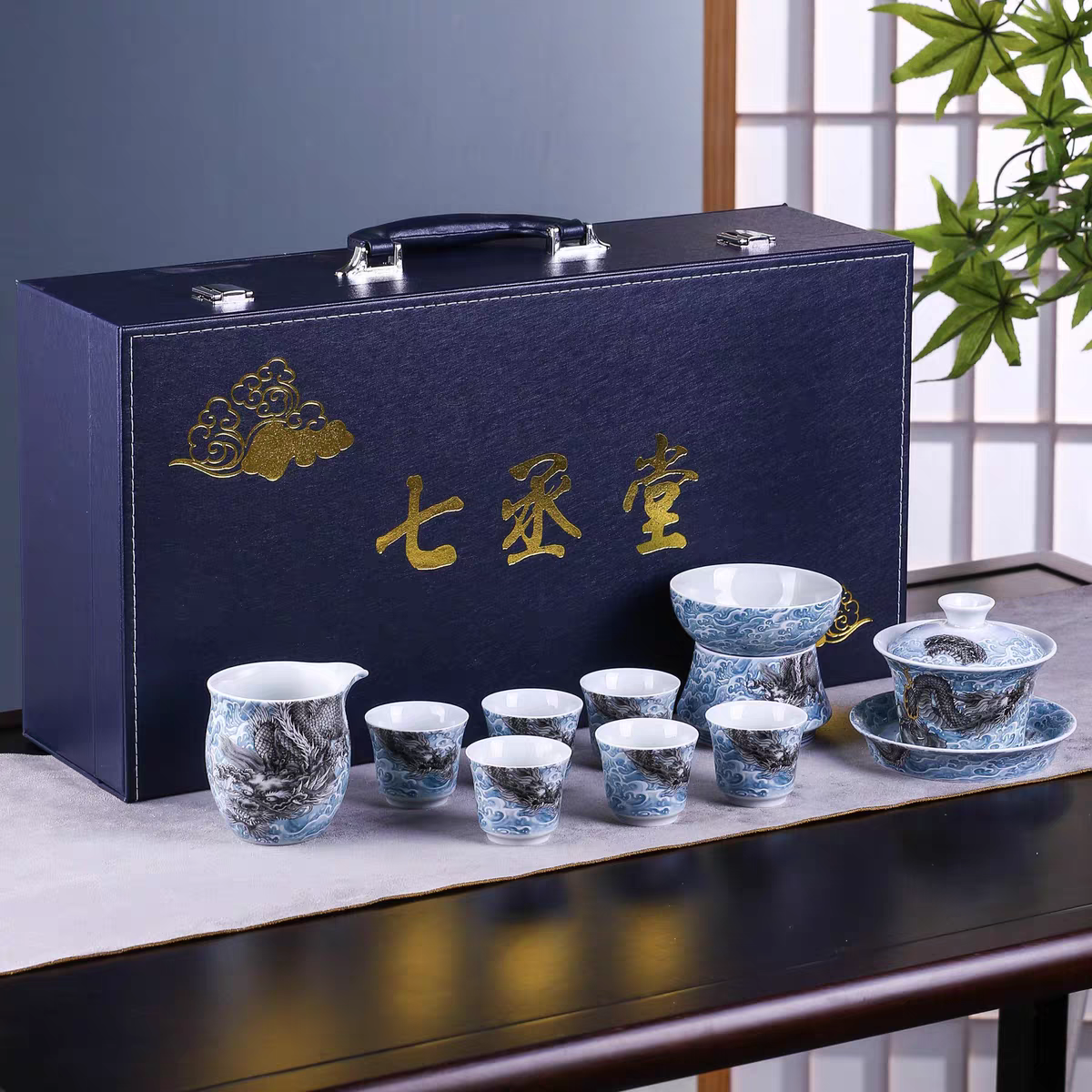 景德镇手工手作釉下彩龙腾四海高端陶瓷茶具套装（带礼盒）
