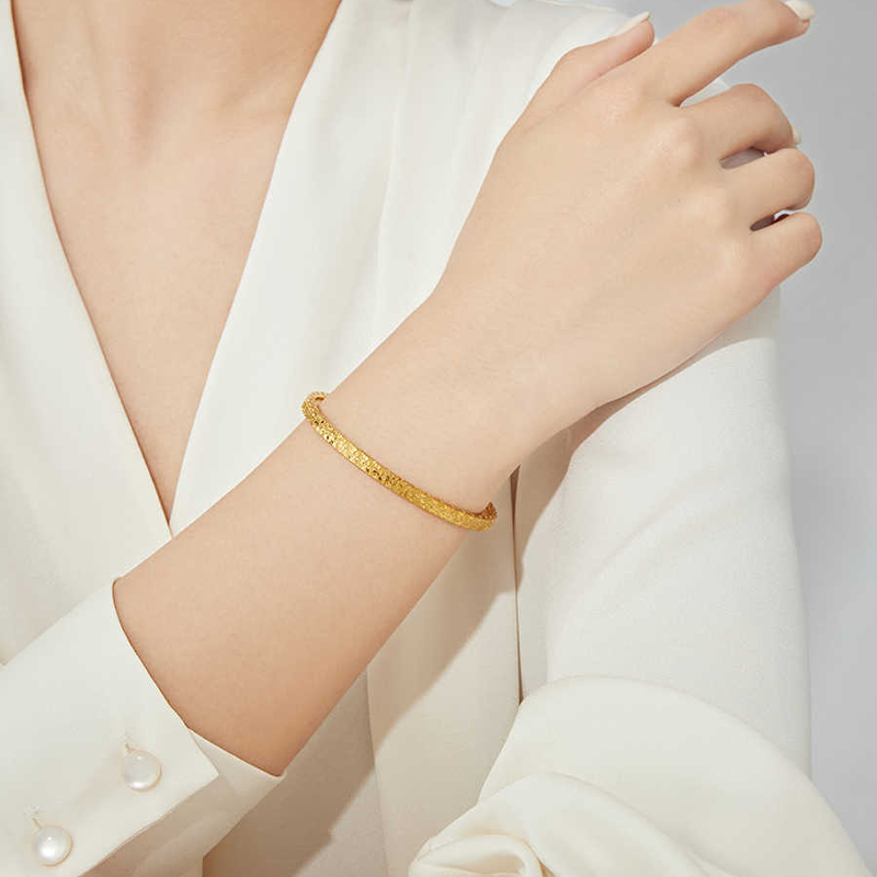 足银手镯 女款气质时尚简约不掉色百搭实心精美轻奢碎冰冰手镯