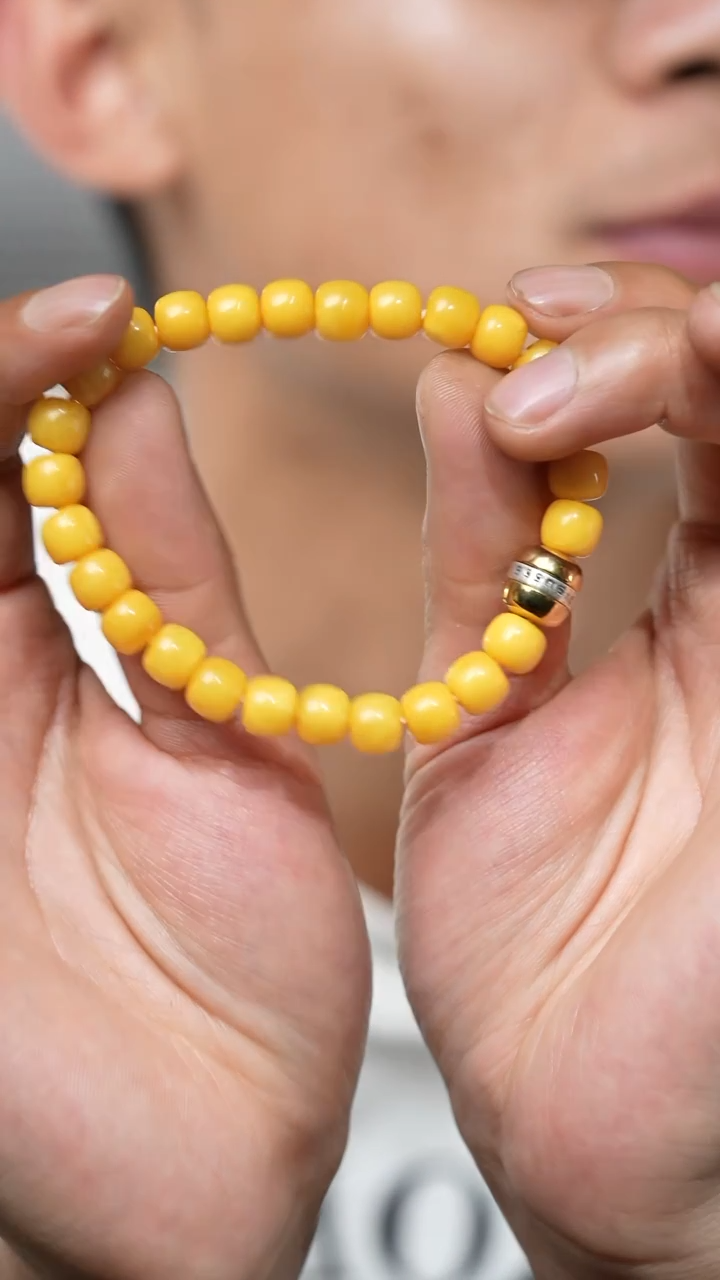 【闪购商品】黄（多样性发货，发其一）