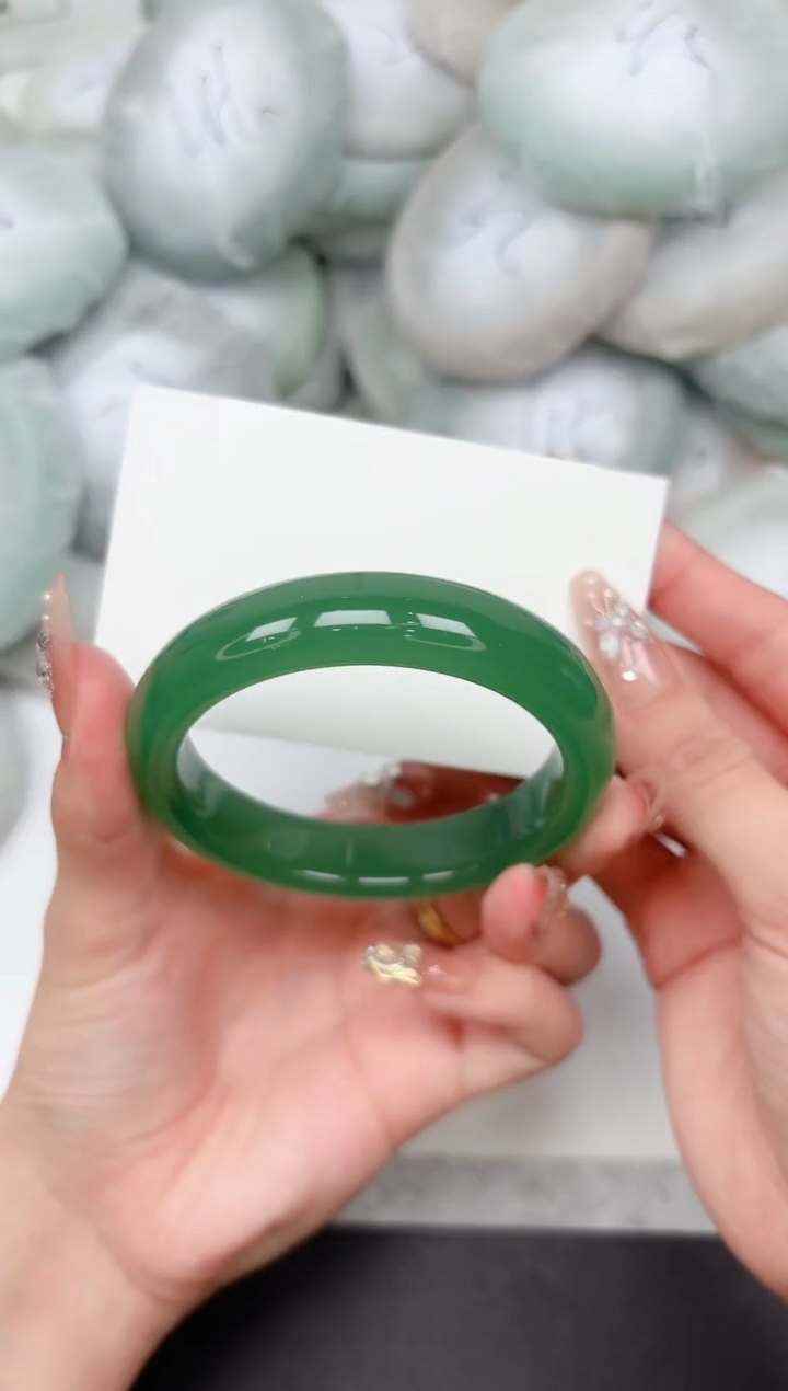 石英质玉手镯未镶嵌161-59.6