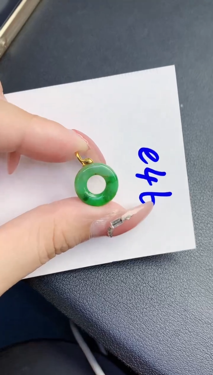 【闪购商品】翡翠颈饰未镶嵌000000000000