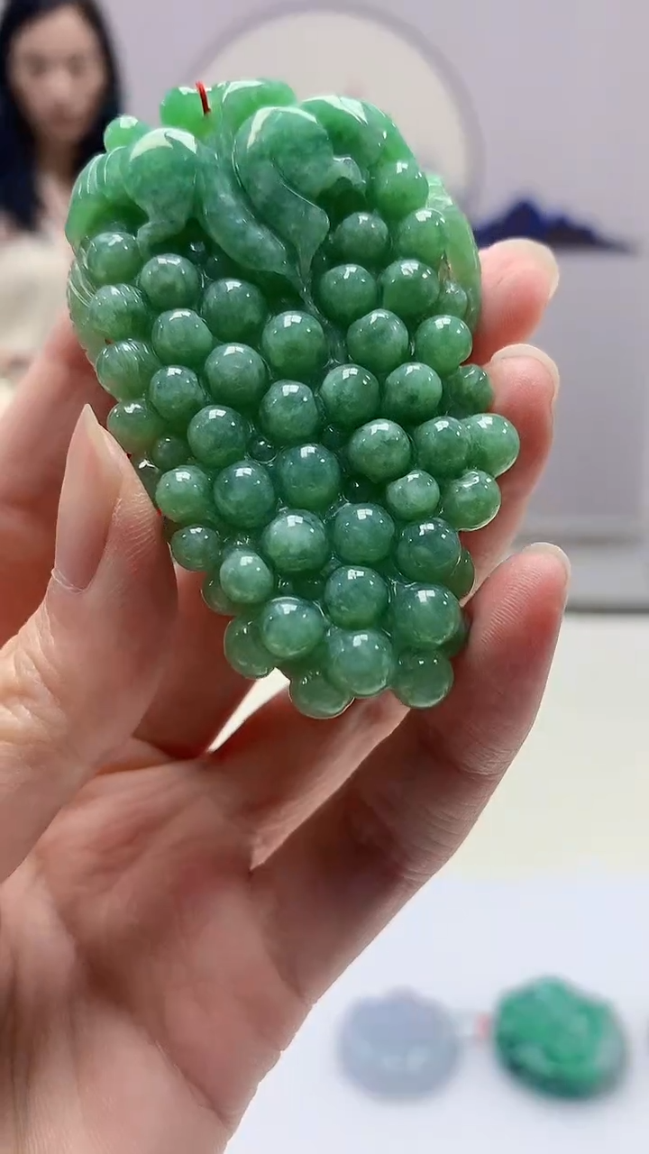 【闪购商品】定制翡翠未镶嵌4852zm-毛货挂件葡萄110