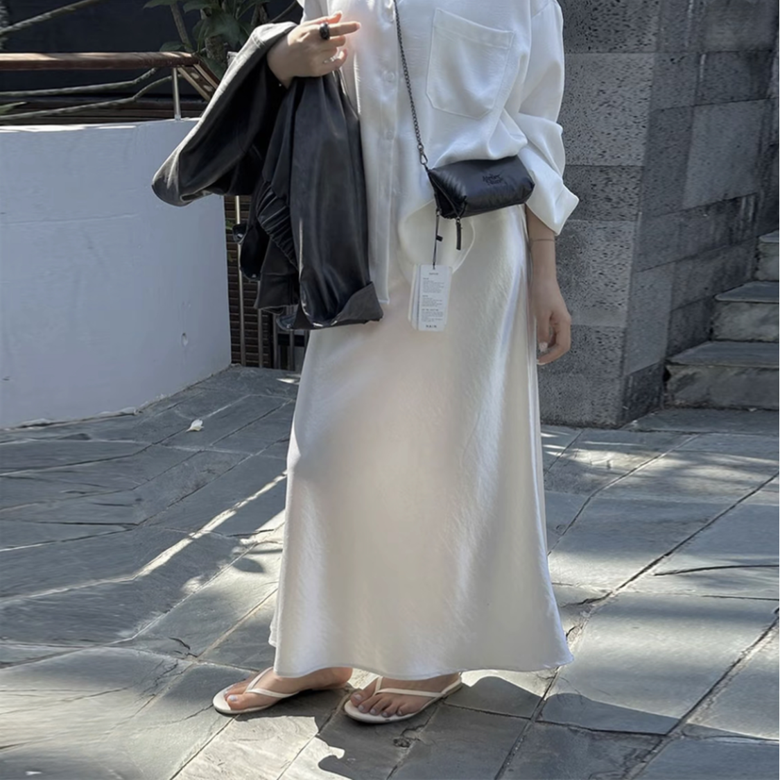 【7823】高腰a字缎面立体半身裙女新款时尚气质高级感纯色鱼尾裙