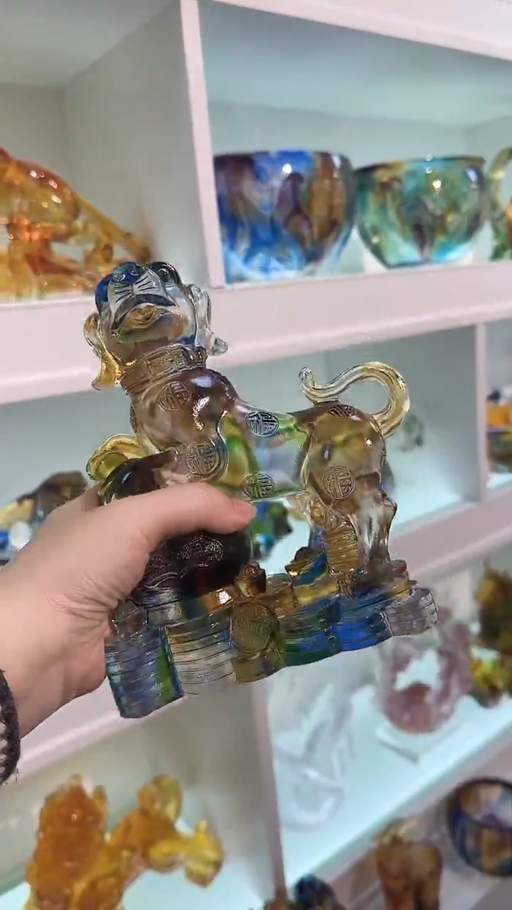 手工艺品琉璃狗狗