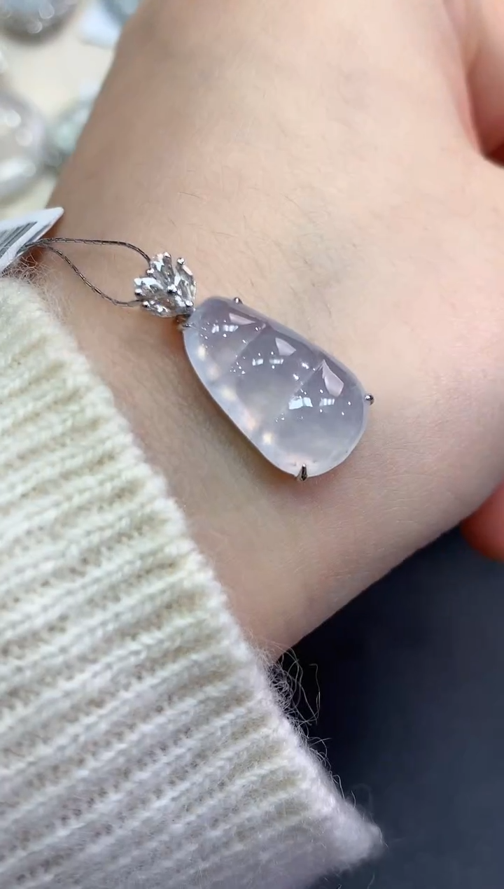 【闪购商品】翡翠颈饰18K金镶嵌C12    