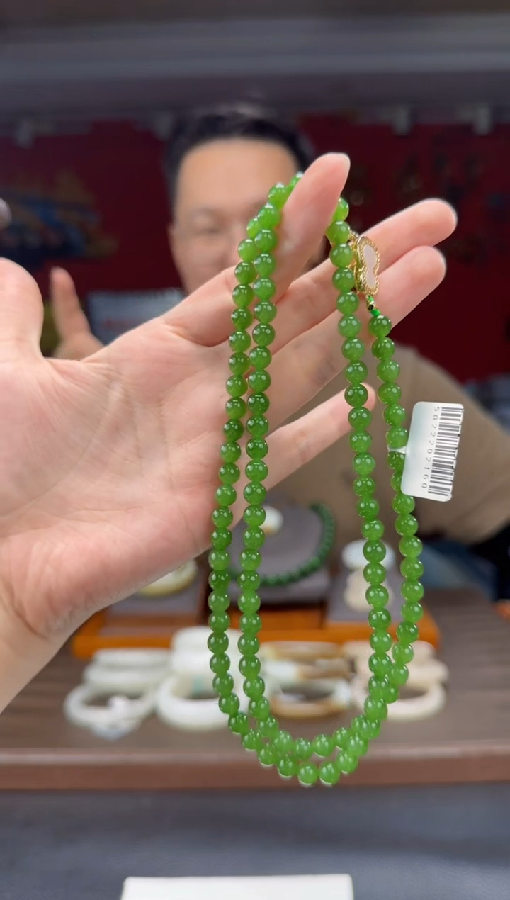 和田玉未镶嵌颈饰碧玉阳绿108颗多圈卡6