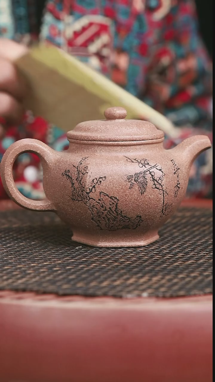茶壶紫砂桃花泥六方掇只300CC