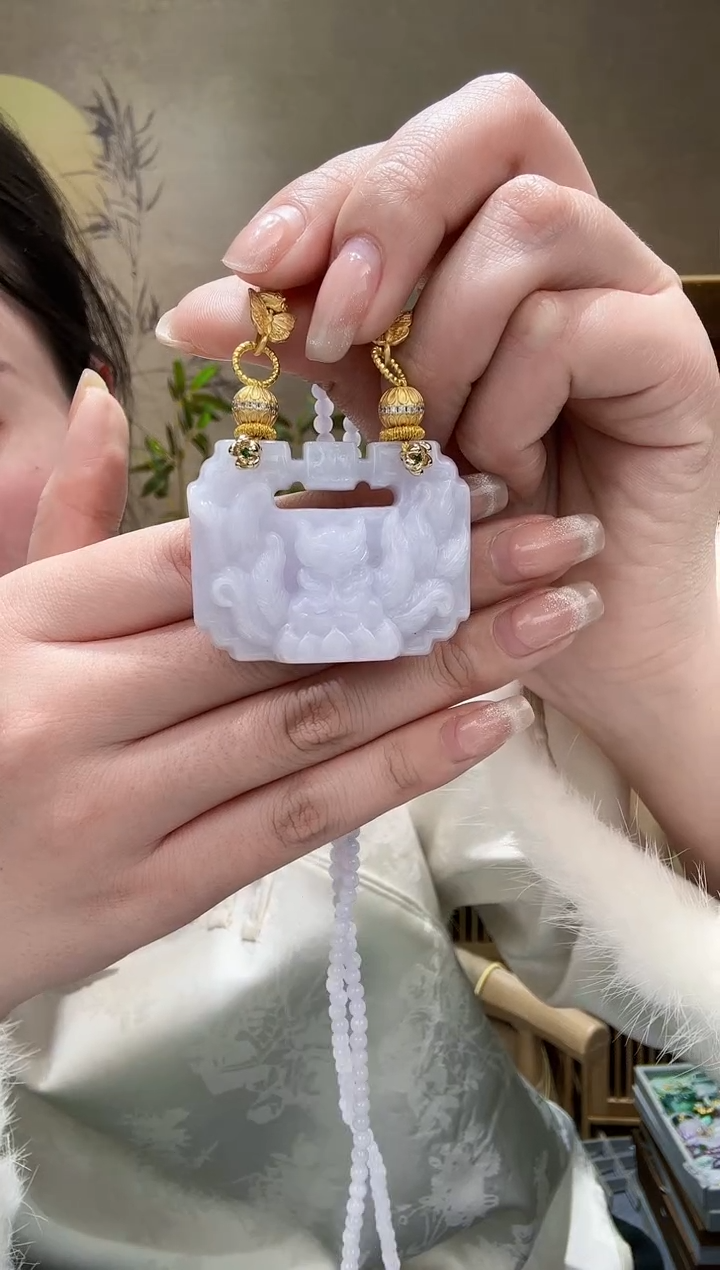 【闪购商品】翡翠颈饰未镶嵌吊坠