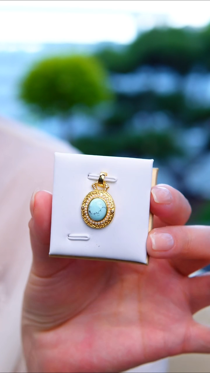 绿松石合金吊坠(赠链)1