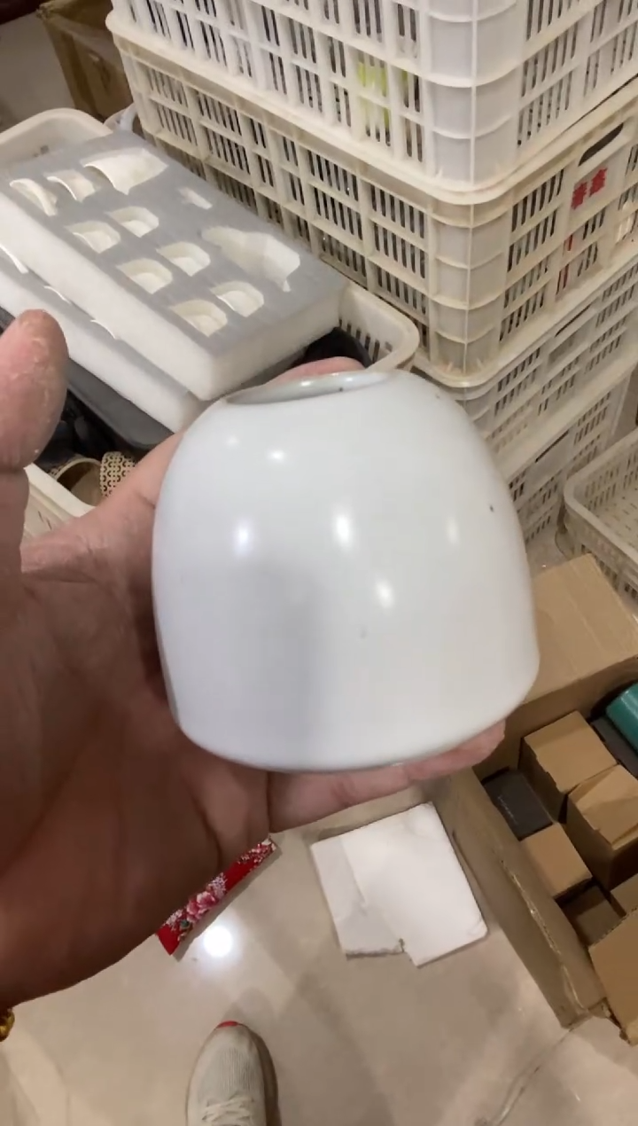 杯子瓷无运费险有瑕疵的摄影的产品有使用过的痕迹有点脏介意勿拍