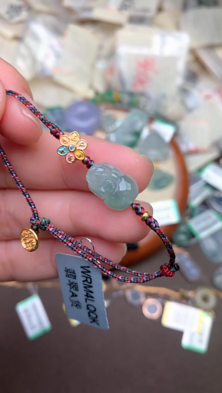 翡翠挂件未镶嵌一