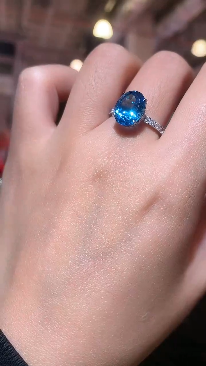 银S925镶嵌戒指托帕石【宝石世家严选】