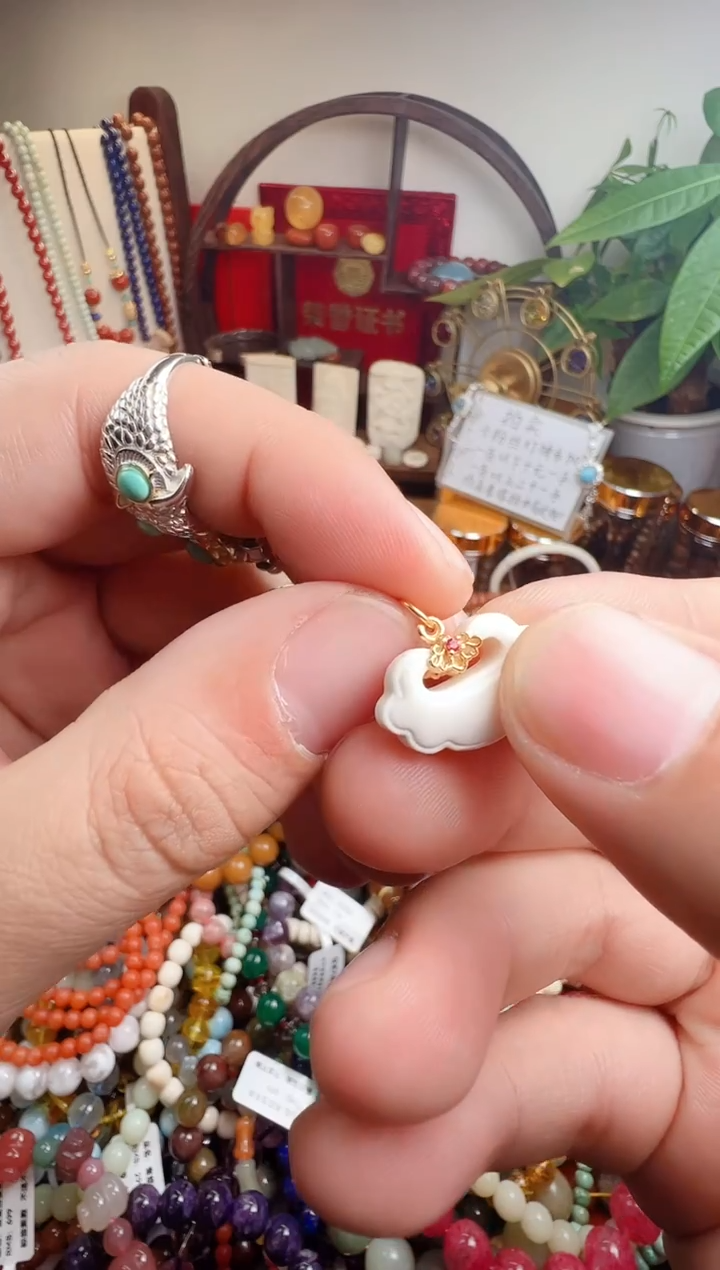 摆件猛犸象牙秋*一物一件）0001208