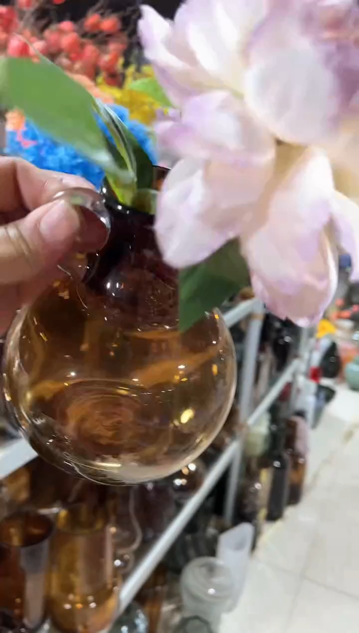 【闪购商品】无铅玻璃琥珀色小壶