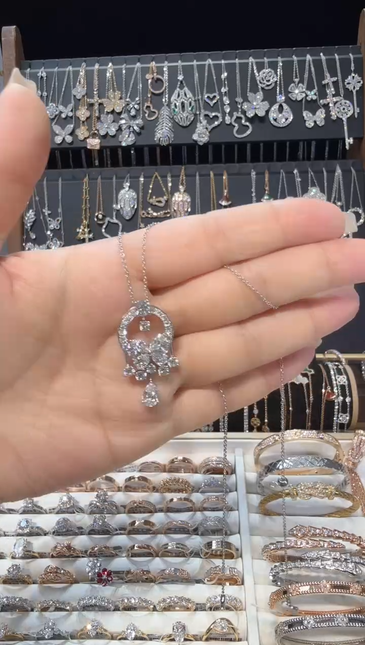 铂Pt950镶嵌实验室培育钻石项链