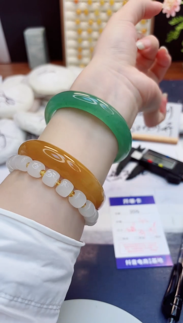 未镶嵌手镯石英质玉6-东陵玉-圈口58