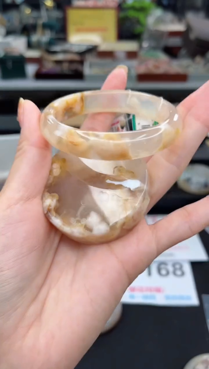 【闪购商品】石英质玉手镯未镶嵌54圈口（赠品镯心）1660204