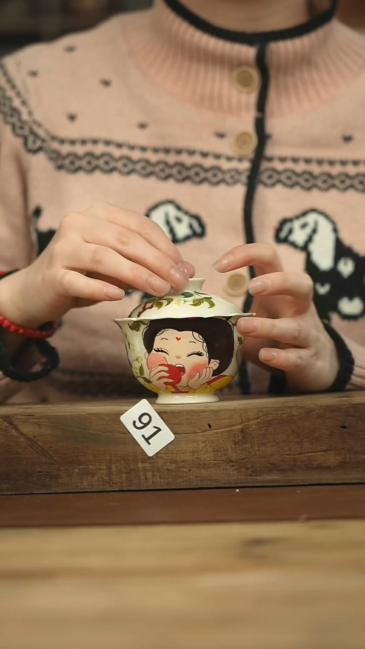 设计师手作款泥古手绘系列盖碗