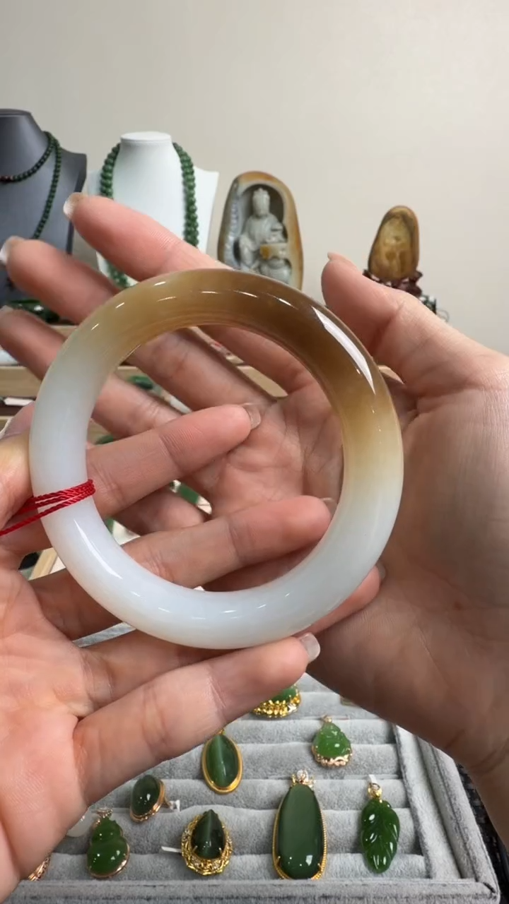 颈饰未镶嵌和田玉手镯59