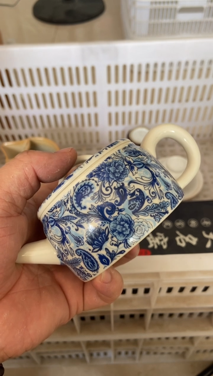 无运费险有瑕疵的摄影的产品有使用过的痕迹有点脏介意勿拍