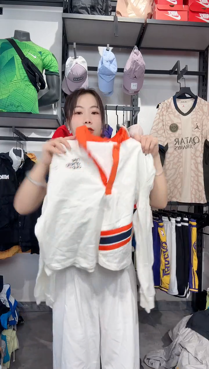 1374   编码 瑕疵款直播间过款为准 尺码XL
