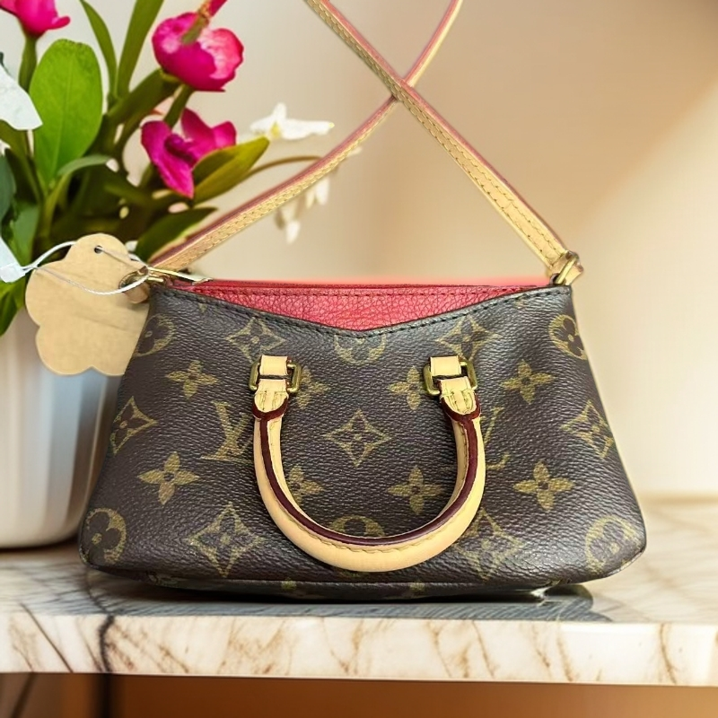 95新 LouisVuitton/路易威登 单肩包H9113