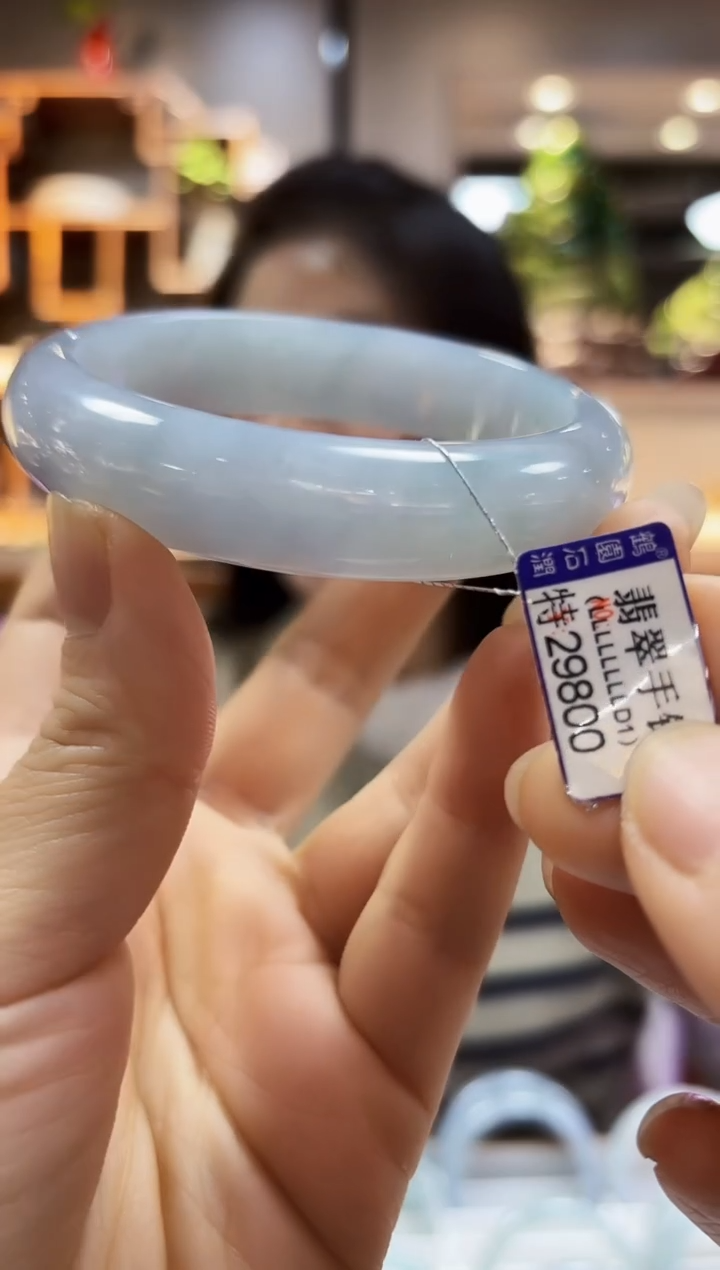 【闪购商品】翡翠颈饰未镶嵌62.5手镯