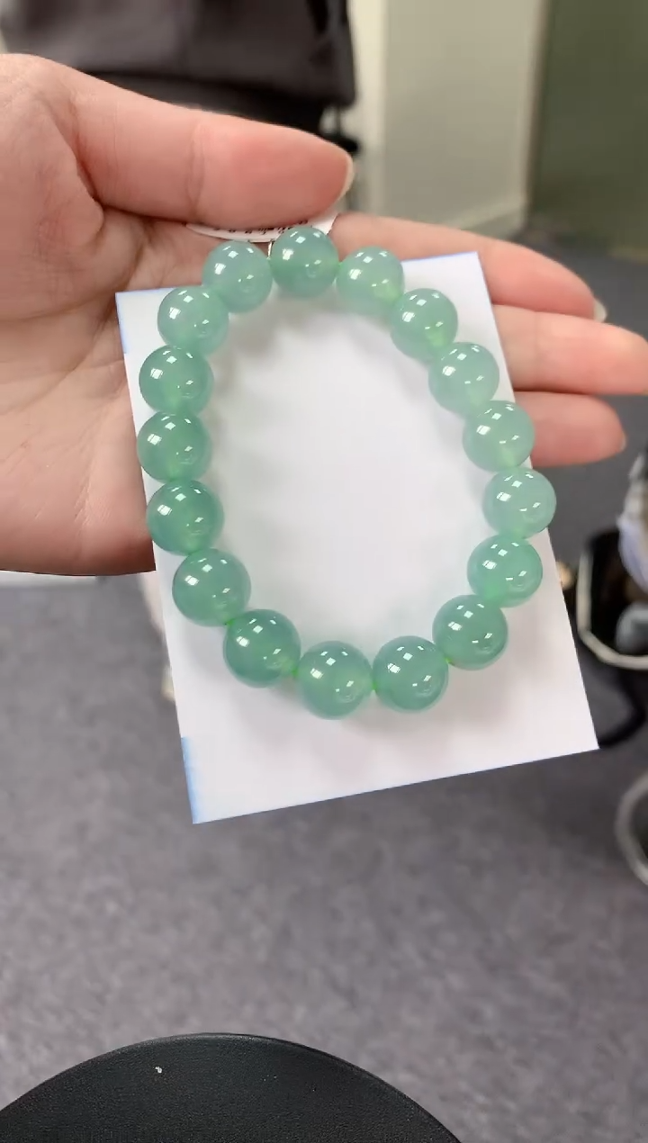 【闪购商品】翡翠手串未镶嵌82         