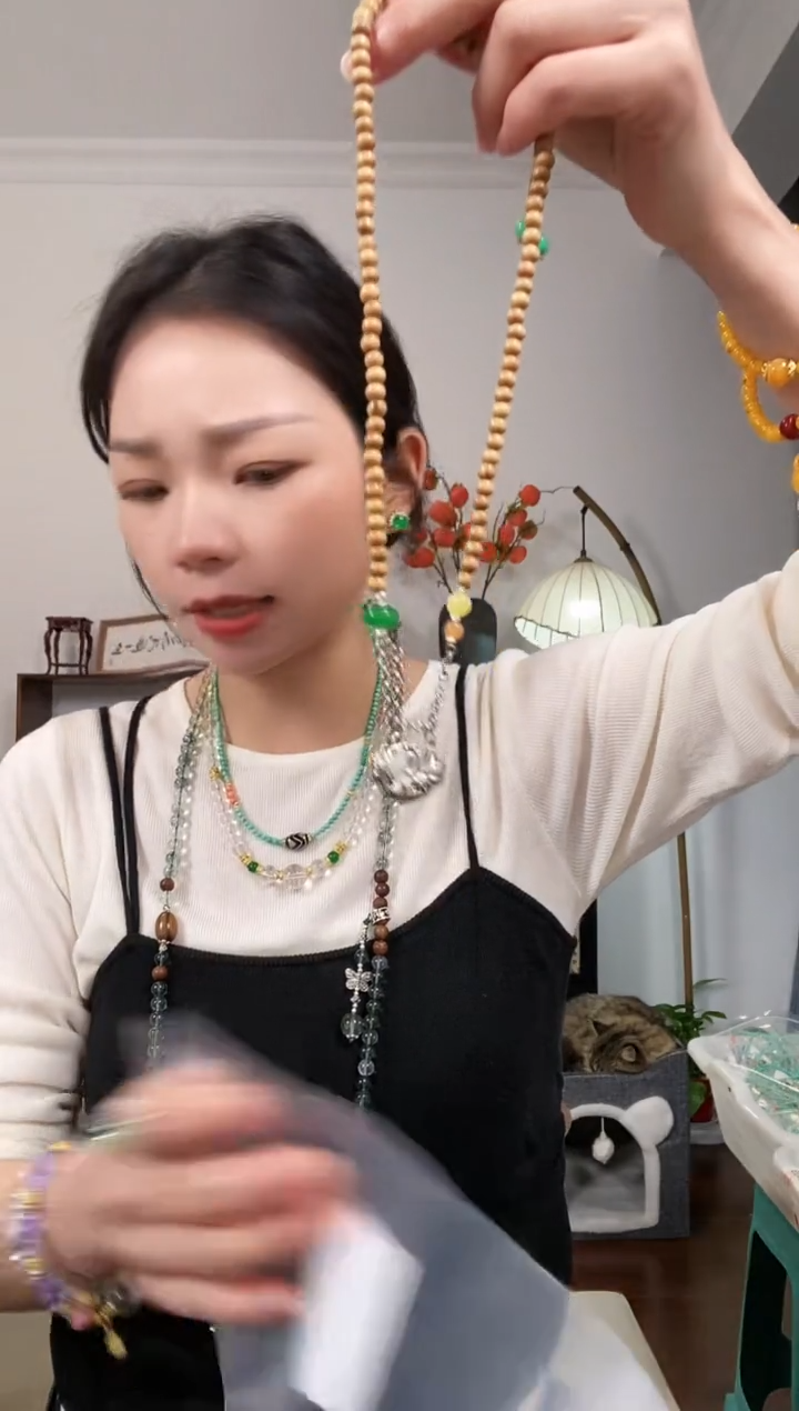 【闪购商品】琥珀颈饰未镶嵌A553AAAAA