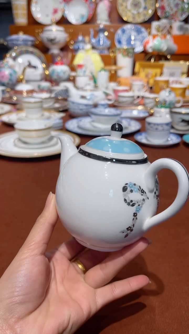 【闪购商品】瓷片鸣海壶······