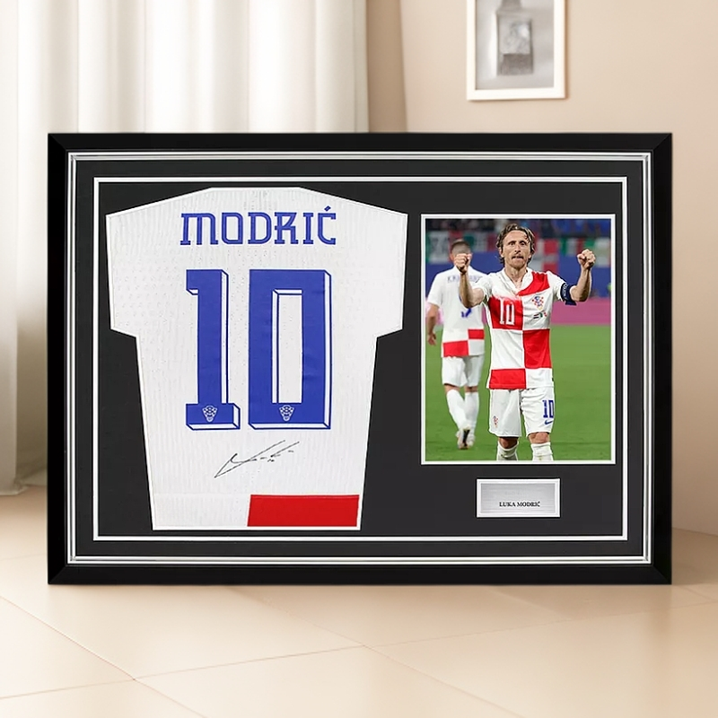 莫德里奇签名克罗地亚22/24主场球衣（ICONS证书）