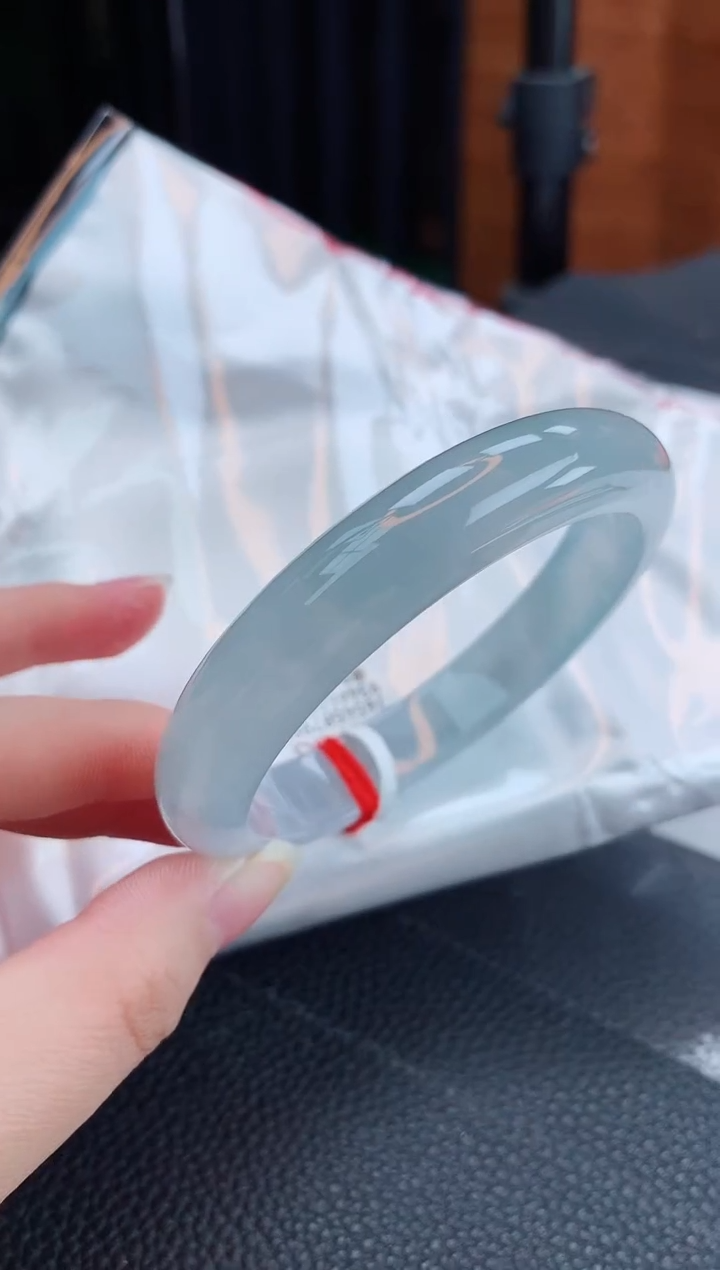 【闪购商品】翡翠手镯未镶嵌缅甸天然翡翠A货手镯