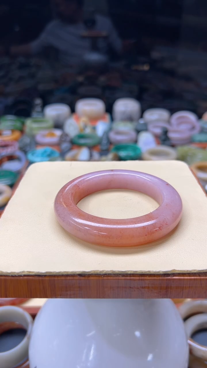 【闪购商品】石英质玉手镯未镶嵌121