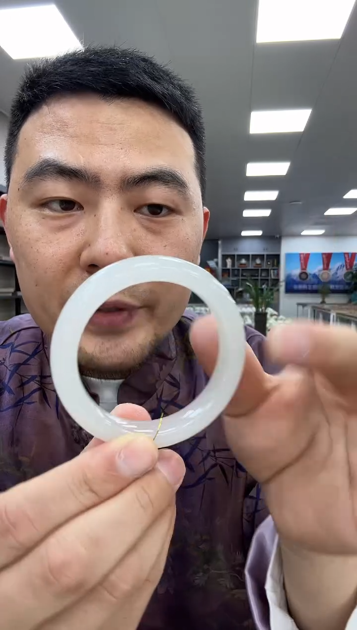 【闪购商品】和田玉手镯未镶嵌54  460