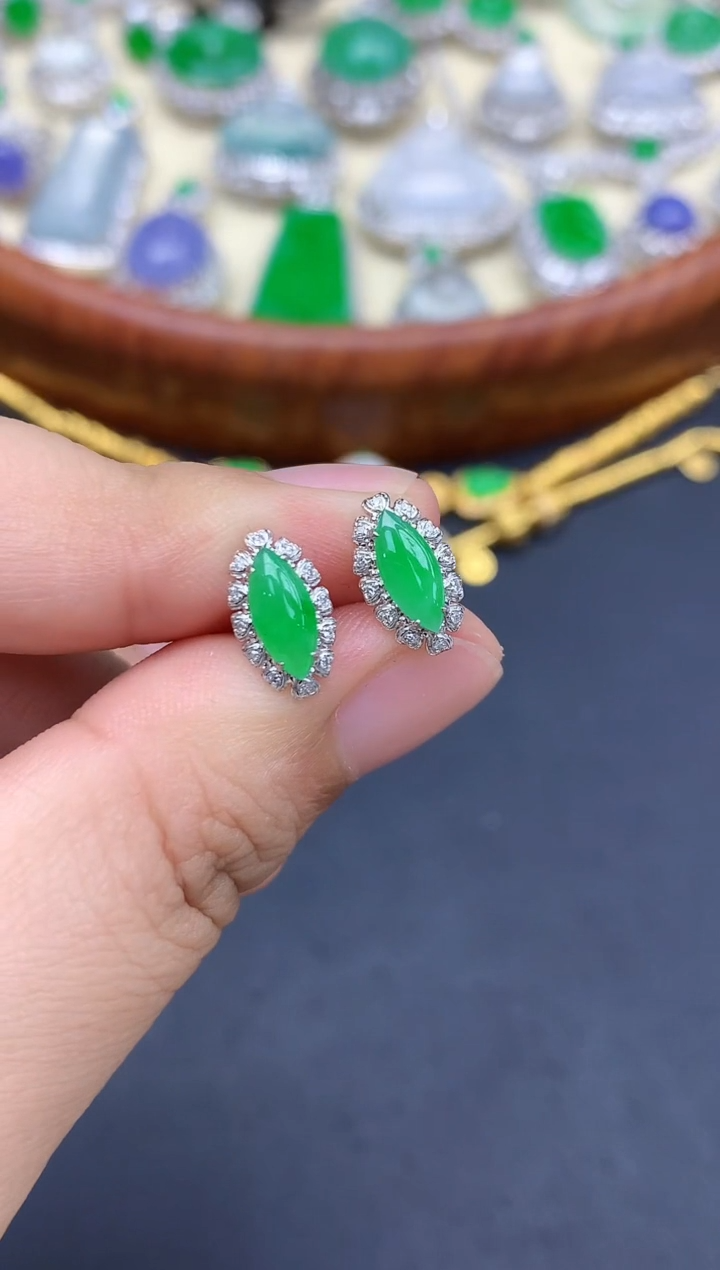 18K金镶嵌翡翠耳饰285-中国好珍宝