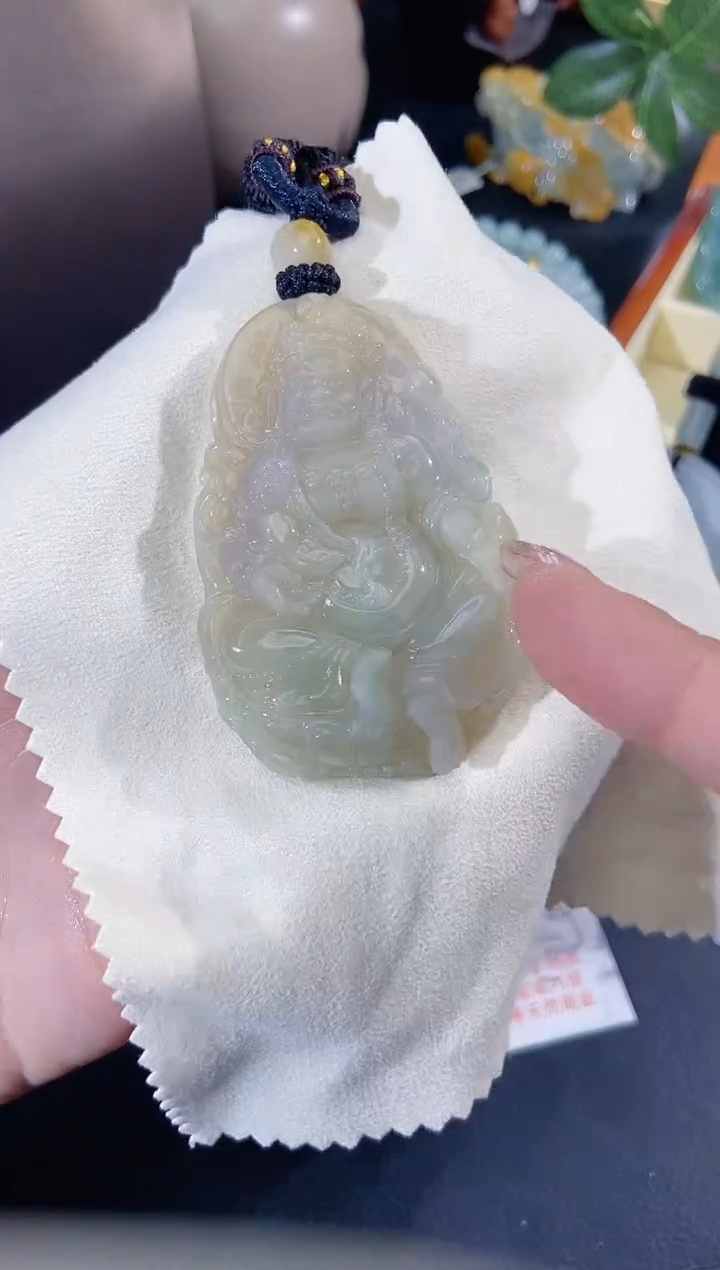 颈饰未镶嵌翡翠缅甸天然翡翠