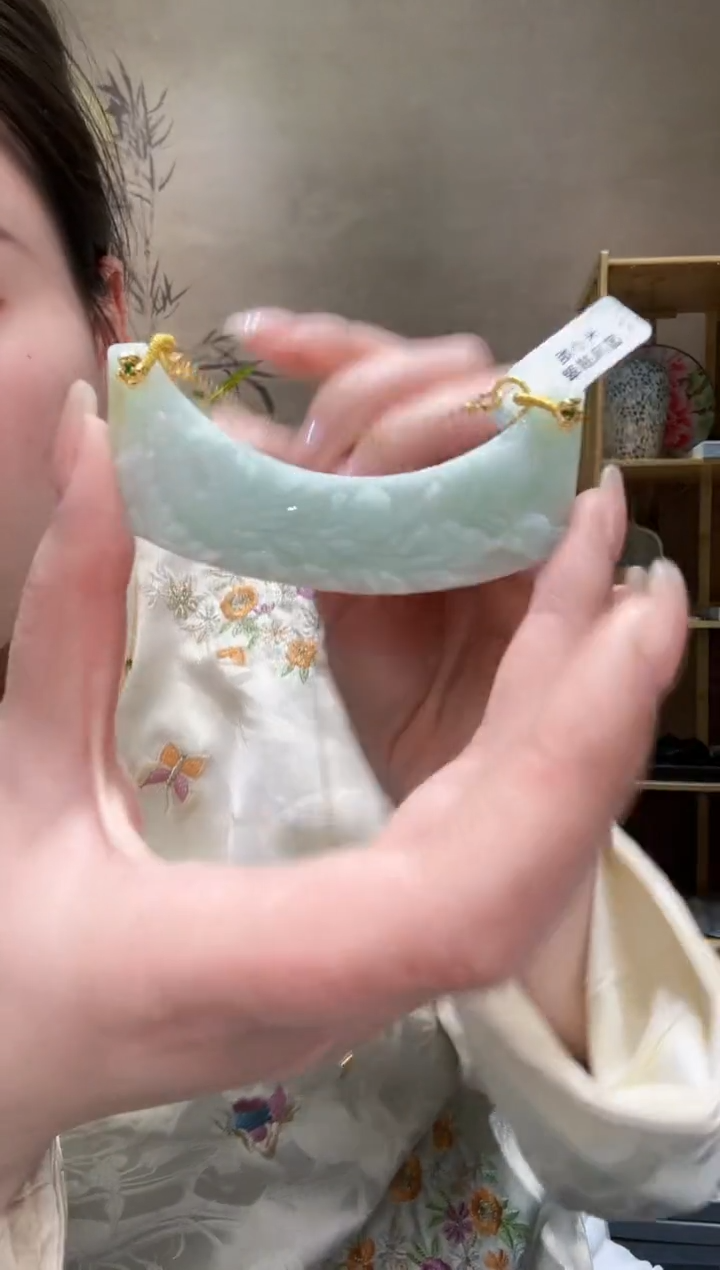 【闪购商品】翡翠颈饰未镶嵌吊坠